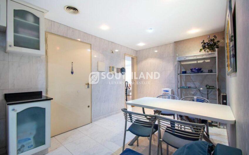 Edif Central Park Piso 4 dorm play-room 2 cocheras 240m2