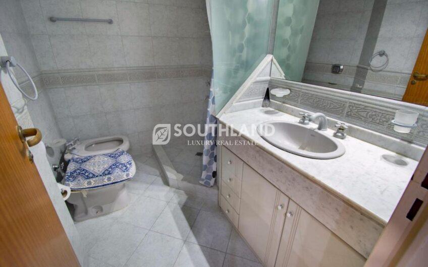 Edif Central Park Piso 4 dorm play-room 2 cocheras 240m2