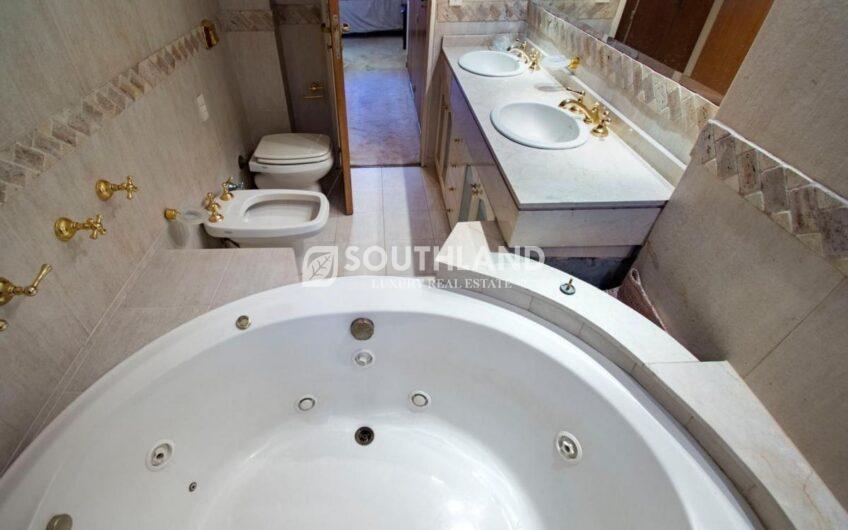 Edif Central Park Piso 4 dorm play-room 2 cocheras 240m2