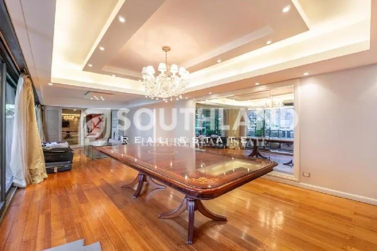 MONTEVIDEO esq. POSADAS Piso 295m2 4 dormitorios 2 cocheras