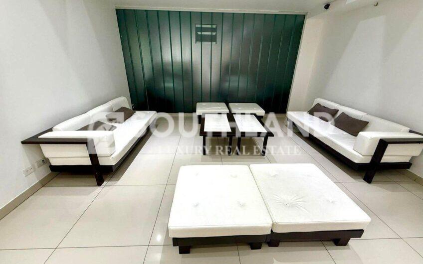 SALGUERO y CASTEX semipiso 107m2 2 dormitorios en suite dep servicio cochera