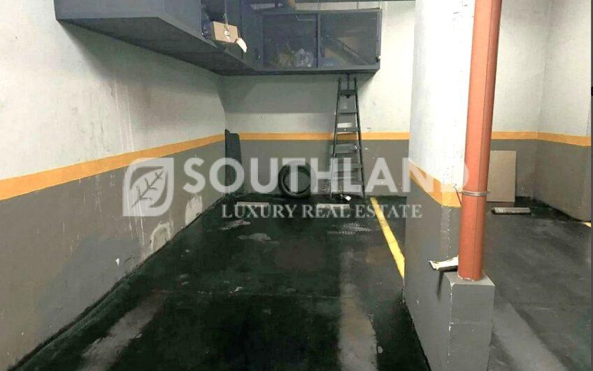 SALGUERO y CASTEX semipiso 107m2 2 dormitorios en suite dep servicio cochera