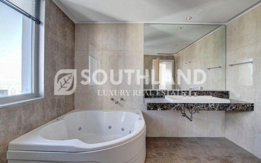 TORRE RENOIR Penthouse Duplex 224m2 3 dormitorios en suite 2 cocheras