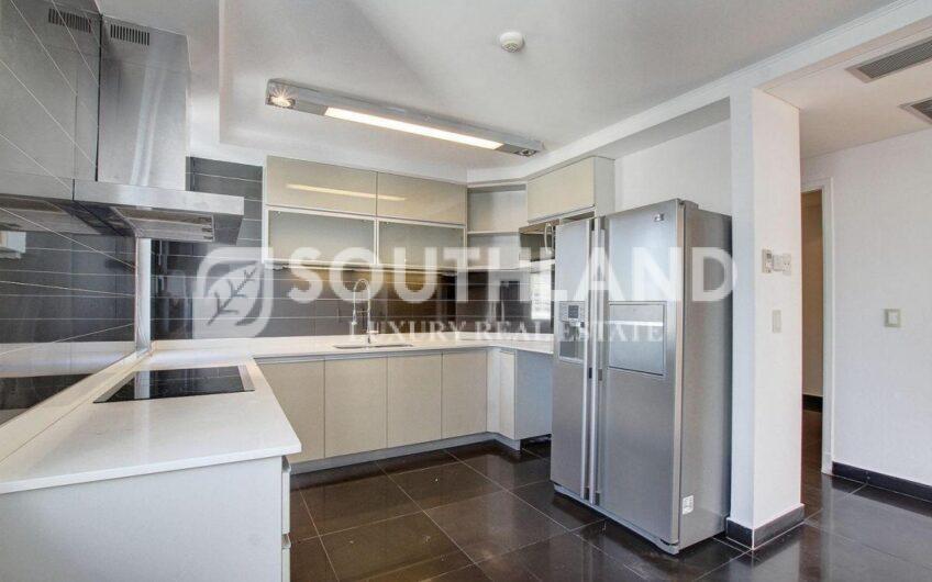 TORRE RENOIR Penthouse Duplex 224m2 3 dormitorios en suite 2 cocheras