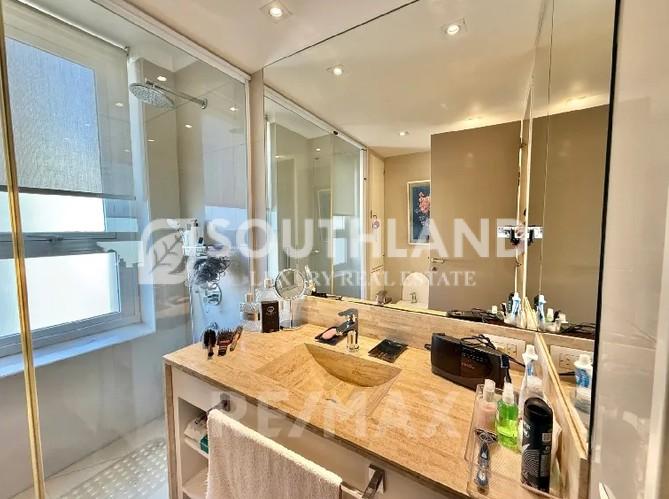 TORRE AISENSON Palermo Piso alto 267m2 3 dormitorios escritorio 2 cocheras