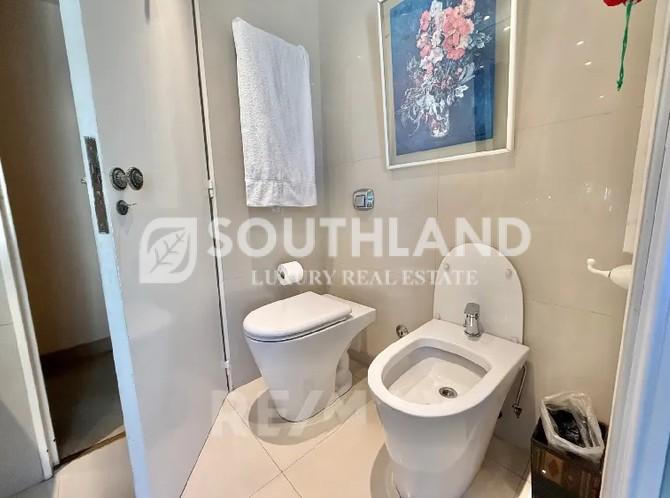 TORRE AISENSON Palermo Piso alto 267m2 3 dormitorios escritorio 2 cocheras